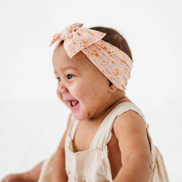 Baby Bling Bows - Baby Bling® Printed Knot soft nylon headband: Paperwhites