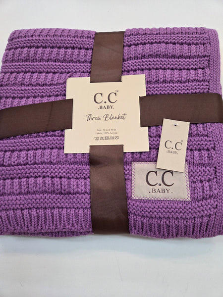 Solid Ribbed Knit Blanket