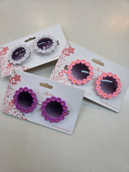 Sunnies: Daisies or Hearts