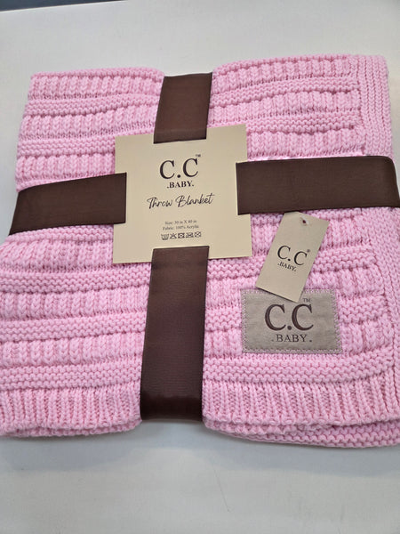 Solid Ribbed Knit Blanket